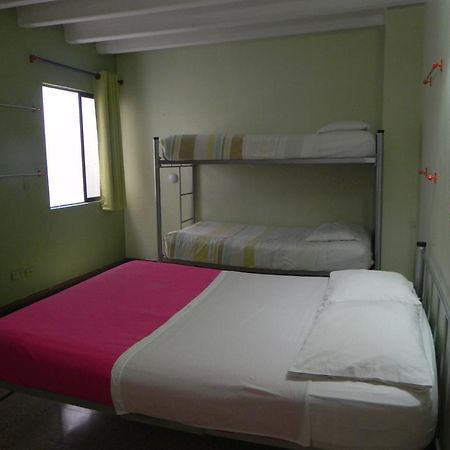 Hostal Tamarindo Itagui Ngoại thất bức ảnh