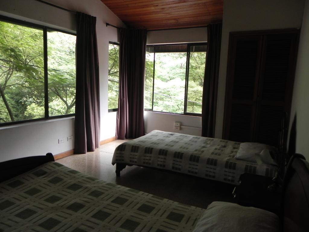 Hostal Tamarindo Itagui Phòng bức ảnh