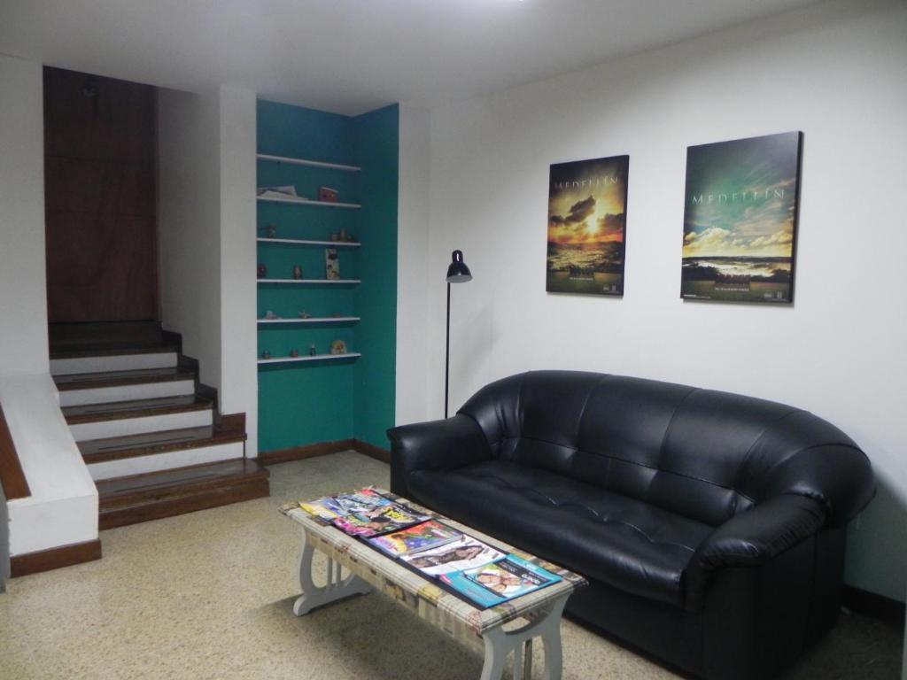 Hostal Tamarindo Itagui Ngoại thất bức ảnh