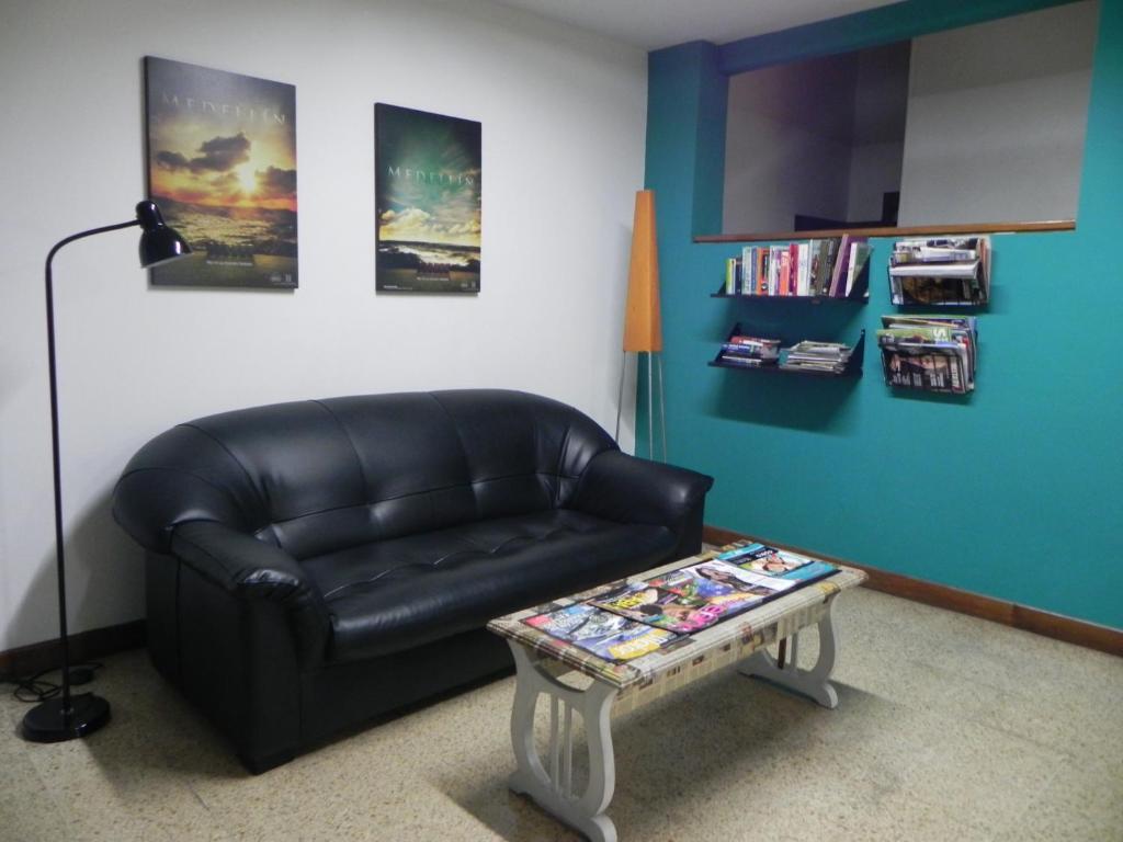 Hostal Tamarindo Itagui Ngoại thất bức ảnh