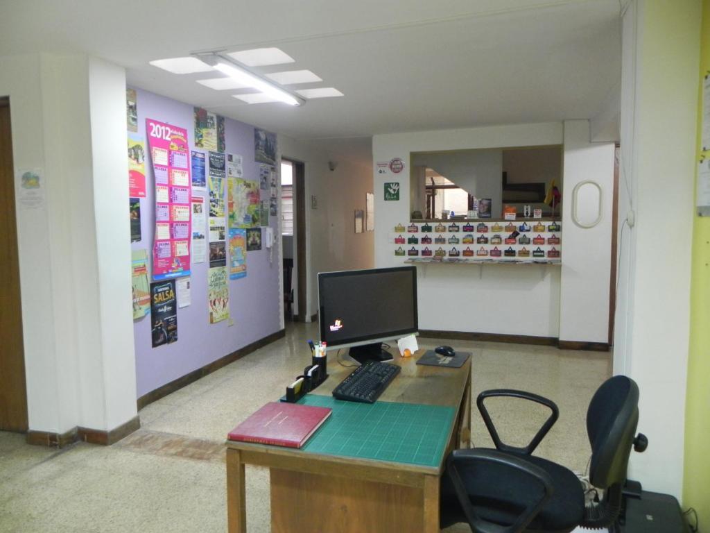 Hostal Tamarindo Itagui Ngoại thất bức ảnh