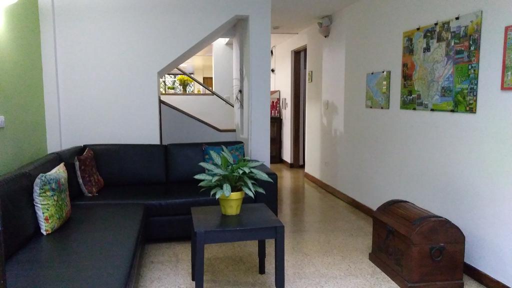 Hostal Tamarindo Itagui Ngoại thất bức ảnh